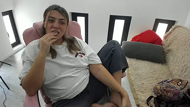 Dyana_Kaylinn's cam snapshot