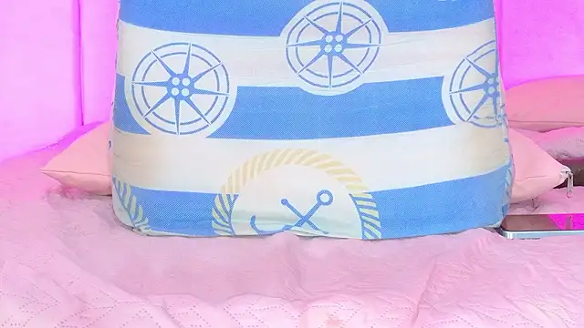 Sofia_martiin's cam snapshot