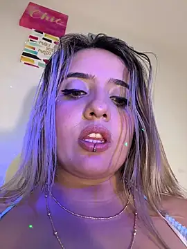 _Ninasanz's cam snapshot