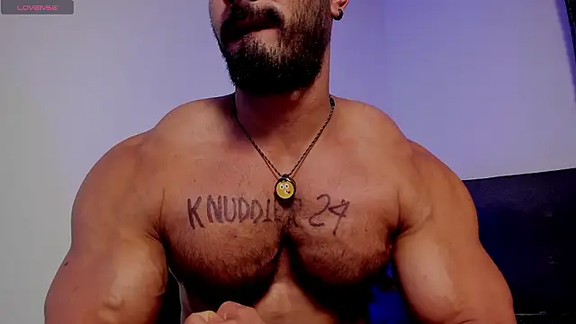 curt_xxx live sex cam