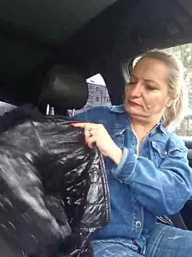 LadyTouch live sex cam