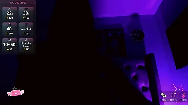 Kiick-Asss live sex cam