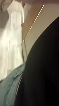 nakedgarbageperson live sex cam