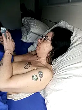 Ginevra_75 live sex cam