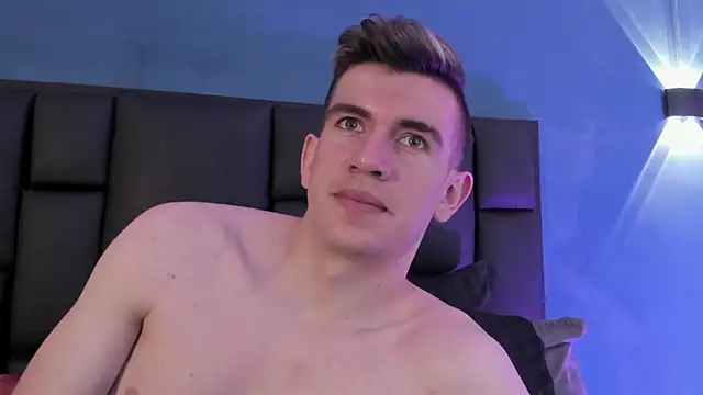 MikaelSlow's cam snapshot