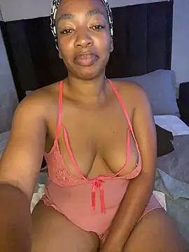 Curvyslut92's cam snapshot