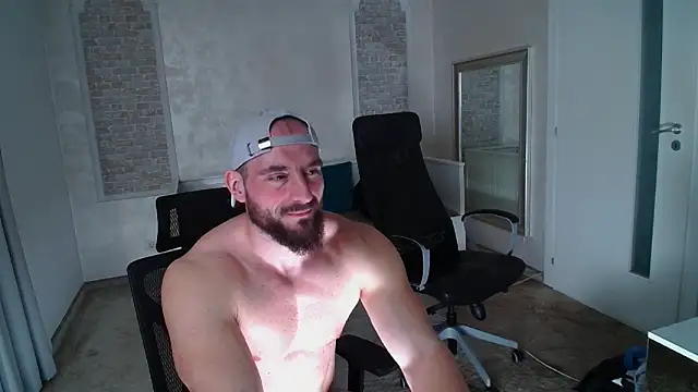 IvanHydee's cam snapshot