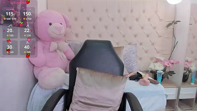 antonella_moon7's cam snapshot