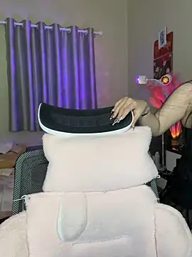 -LaZy-'s cam snapshot