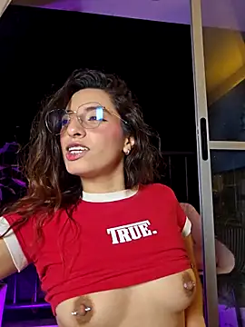 Meganthomson's cam snapshot