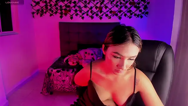 Anna_valerious7's cam snapshot