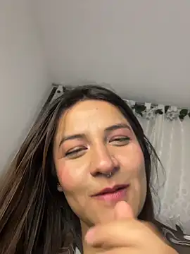 Linda_Bellucci's cam snapshot