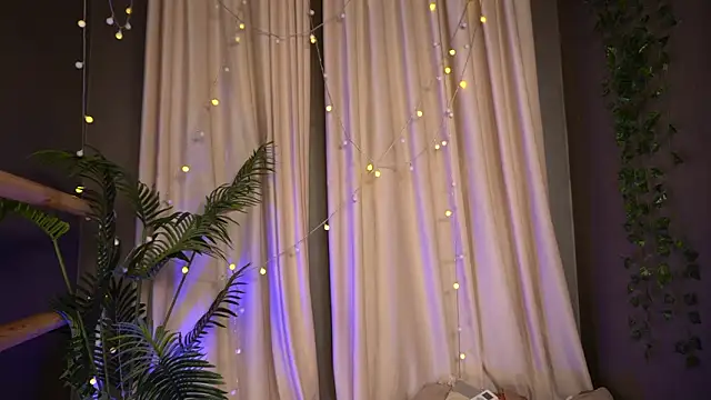 Sense_Of_Rosemary's cam snapshot