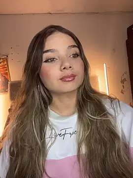 AnnyLopezzz_'s cam snapshot