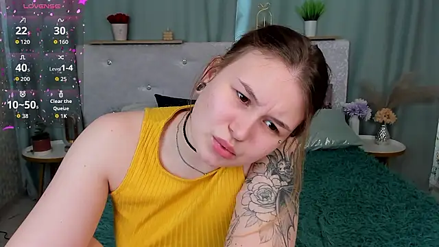 MilanaXHoney's cam snapshot