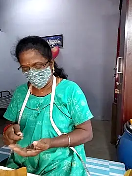 umashreetamil's cam snapshot