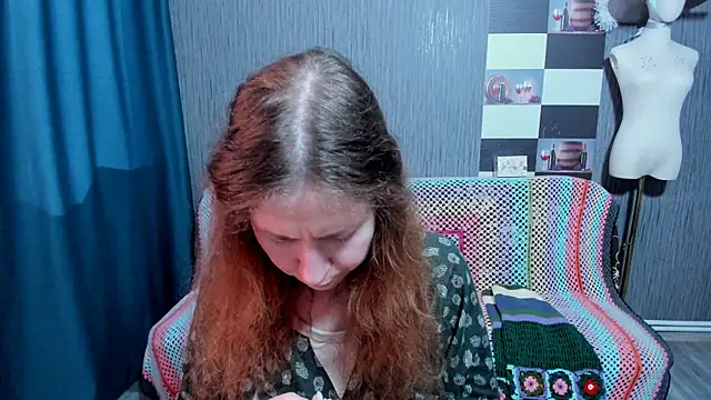 pa1e_pr1ncess's cam snapshot