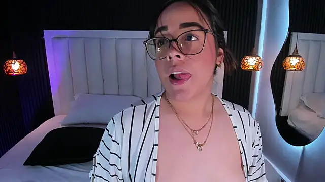 FireDollx's cam snapshot