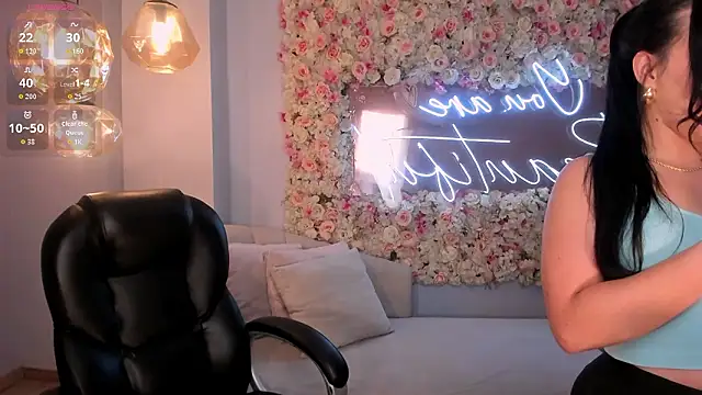 ZaraKafruni's cam snapshot