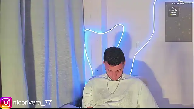 nico_rivera's cam snapshot