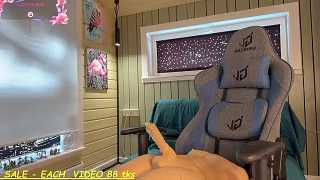 SandyChris's cam snapshot