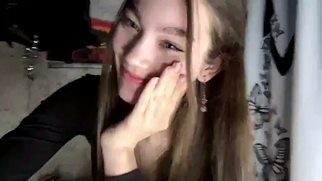Cuteviola live sex cam