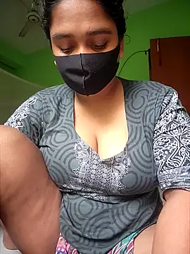 Aruna-1 live sex cam