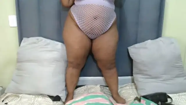 BootyShakerxxx's cam snapshot