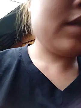 -myaa-'s cam snapshot