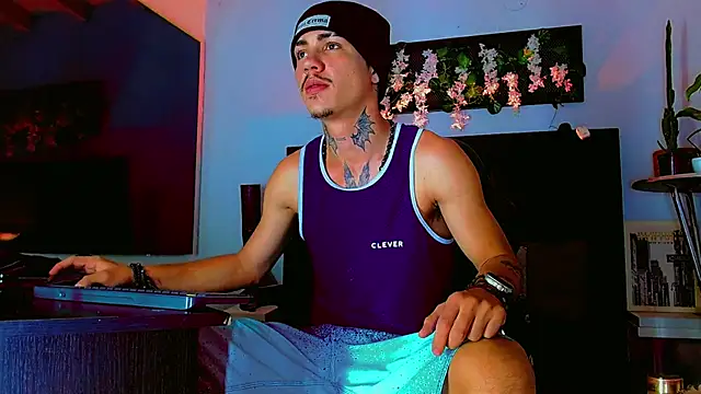 HannibalLester live sex cam