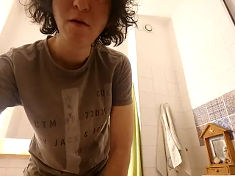 Cuminsideme8 live sex cam