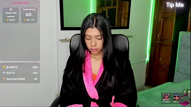 Aysha_winxs's cam snapshot