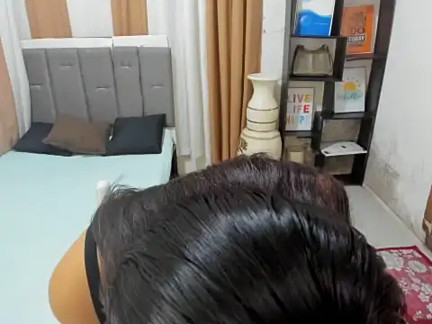 PetiteAsianTrisha live sex cam