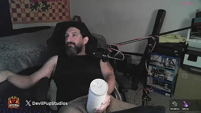 DevilPup75_'s cam snapshot