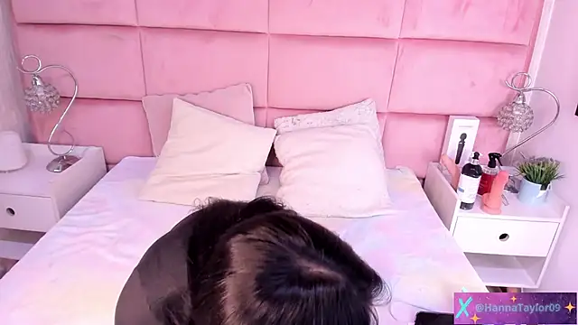 HannaTaylor's cam snapshot