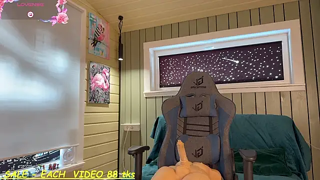 SandyChris live sex cam