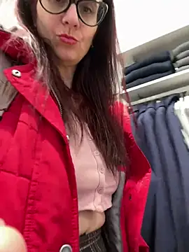 NataKitten live sex cam