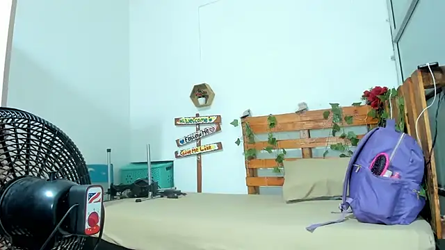 cris_dulce's cam snapshot