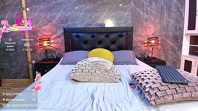 Sasha_Larsen's cam snapshot