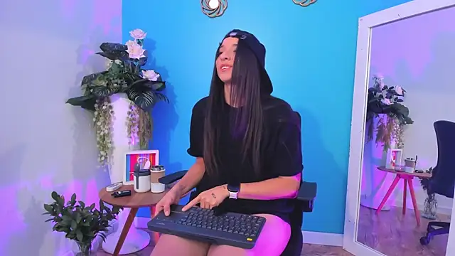 ViictoriiaSaenz's cam snapshot