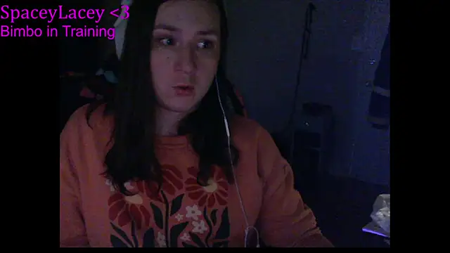 SpaceyLacey live sex cam