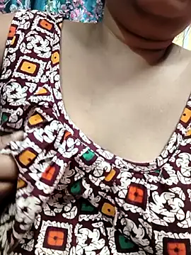 Lovelyindian87's cam snapshot