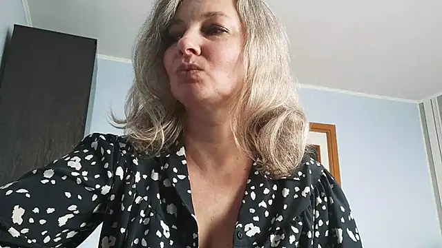 EdithManning live sex cam