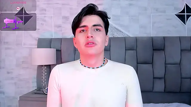 noahWolff_ live sex cam