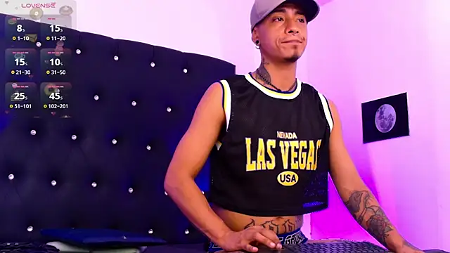 Mowgli_FFun live sex cam