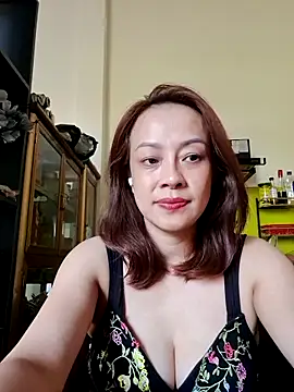 Baby-bigboobs2026's cam snapshot