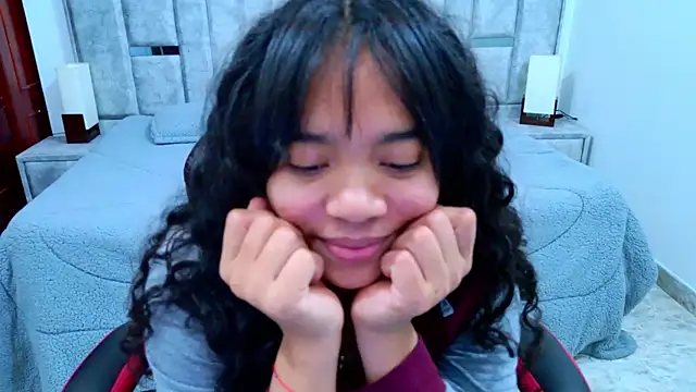 laureentt_'s cam snapshot