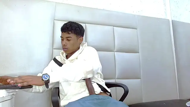 TonnyMarck live sex cam