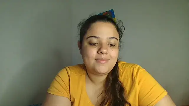 luisahot_9727's cam snapshot