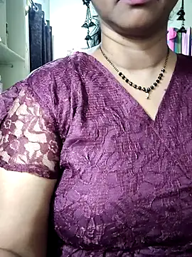 AMRUTHA-116 live sex cam